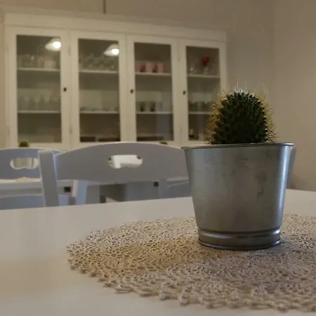 Casa Amigdala فندق مبيت وإفطار 3*